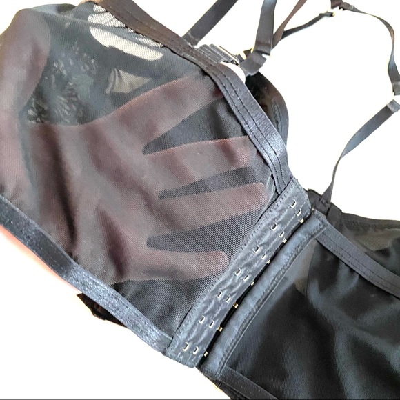 ❌SOLD Torrid Black Lace & Mesh Harness Lightly Lined Longline Underwire Bralette - Picture 13 of 16